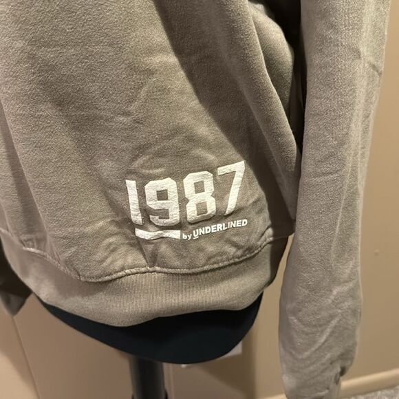 Just Attitude olive crewneck long sleeve fleece lined raglan sweatshirt. NWT. - Picture 2 of 5